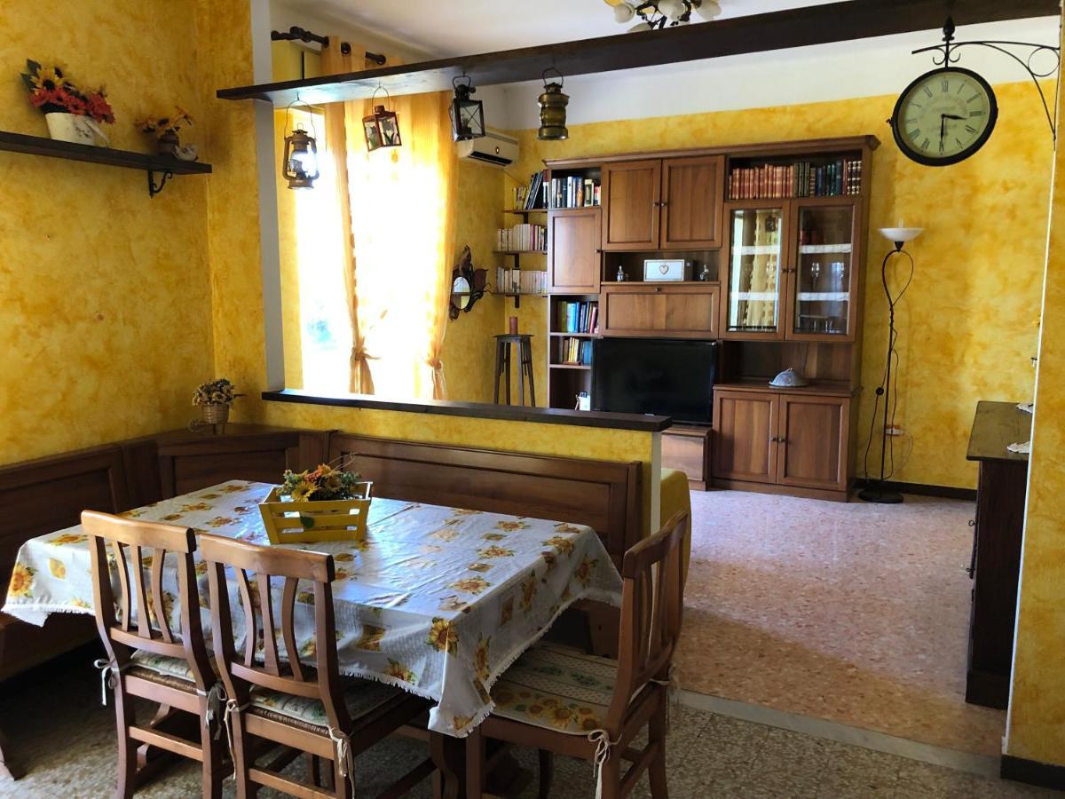 インペリアLa Casa Di Marcoアパートメント エクステリア 写真