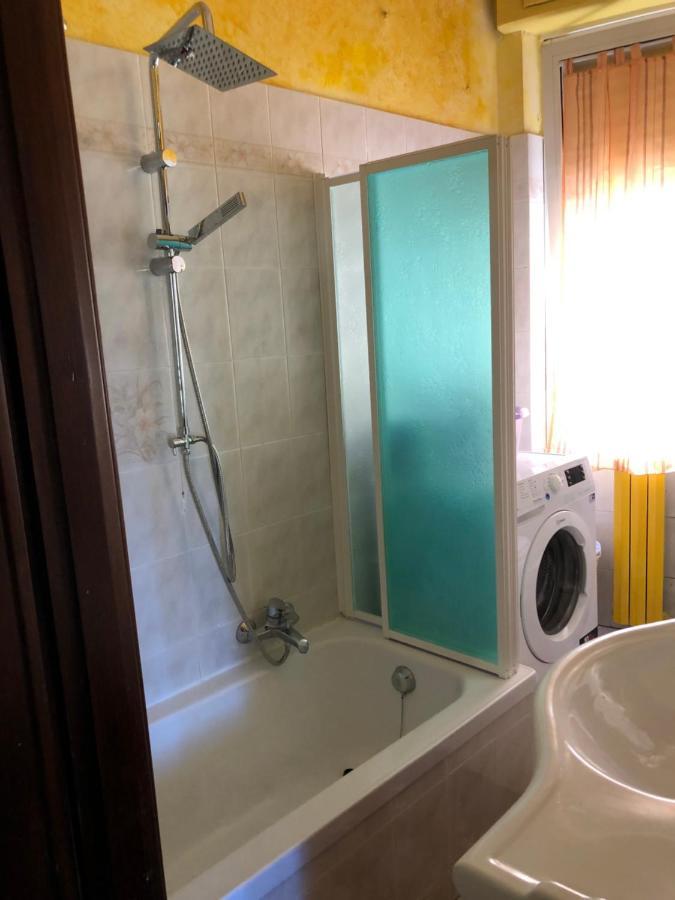 インペリアLa Casa Di Marcoアパートメント エクステリア 写真